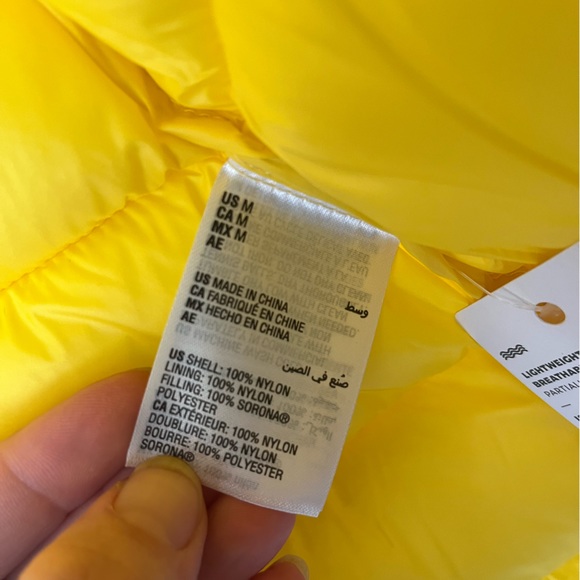 NWT Yellow Quilted Puffer Jacket - Picture 13 of 15